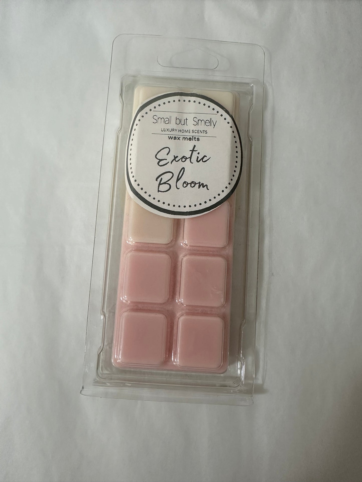 Exotic bloom snap bar