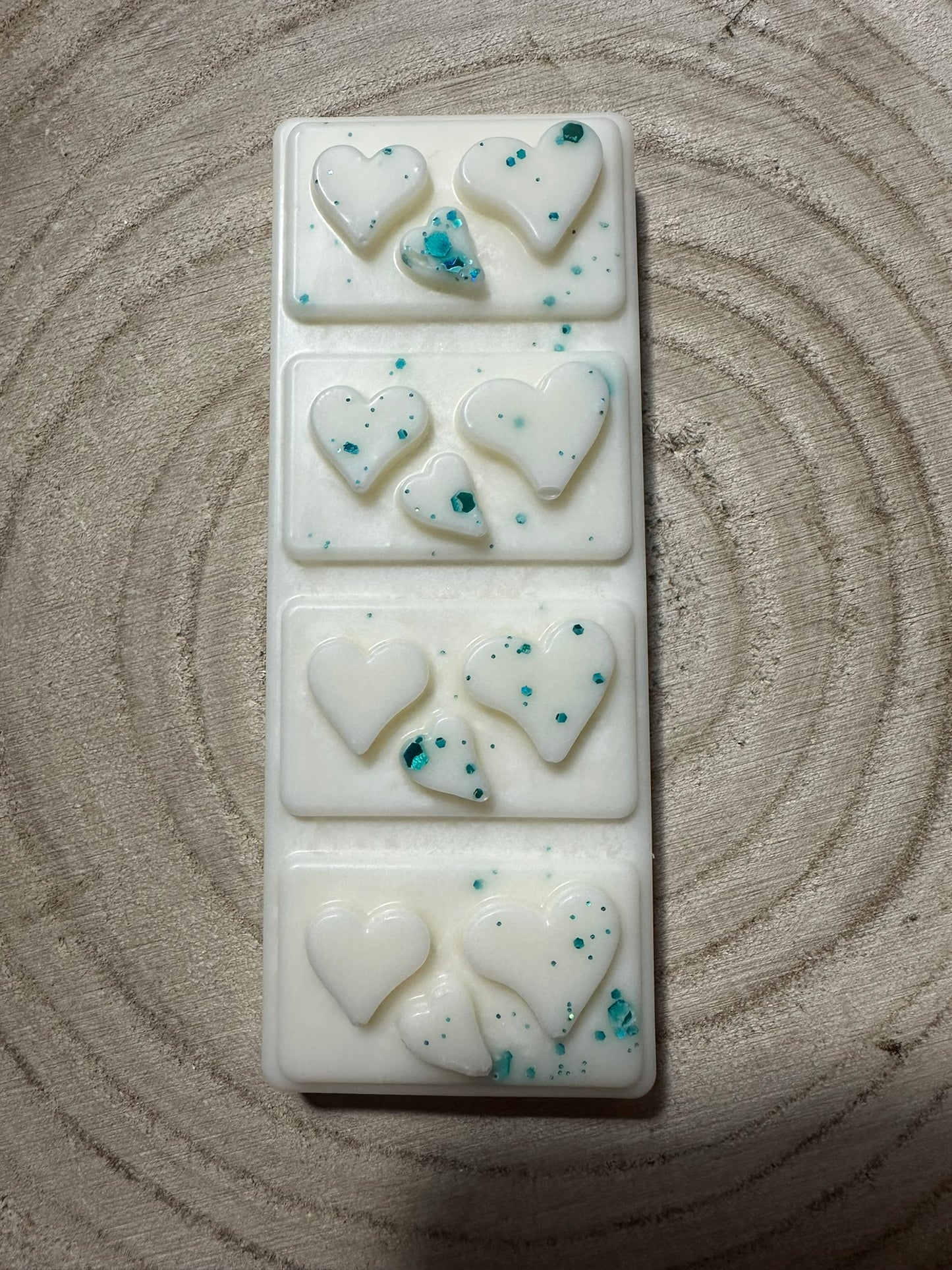 Heart snap bar
